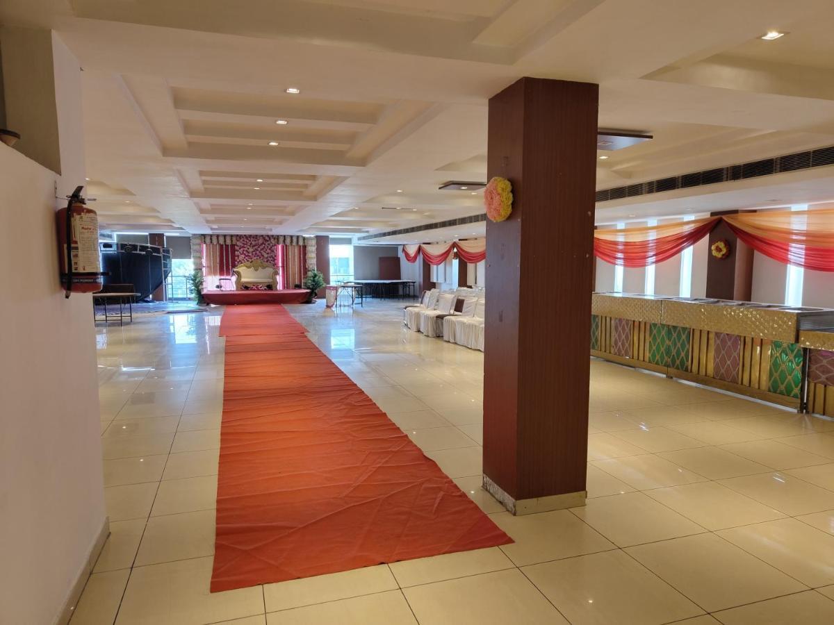 Kartikay Hotel Hisār Exteriér fotografie
