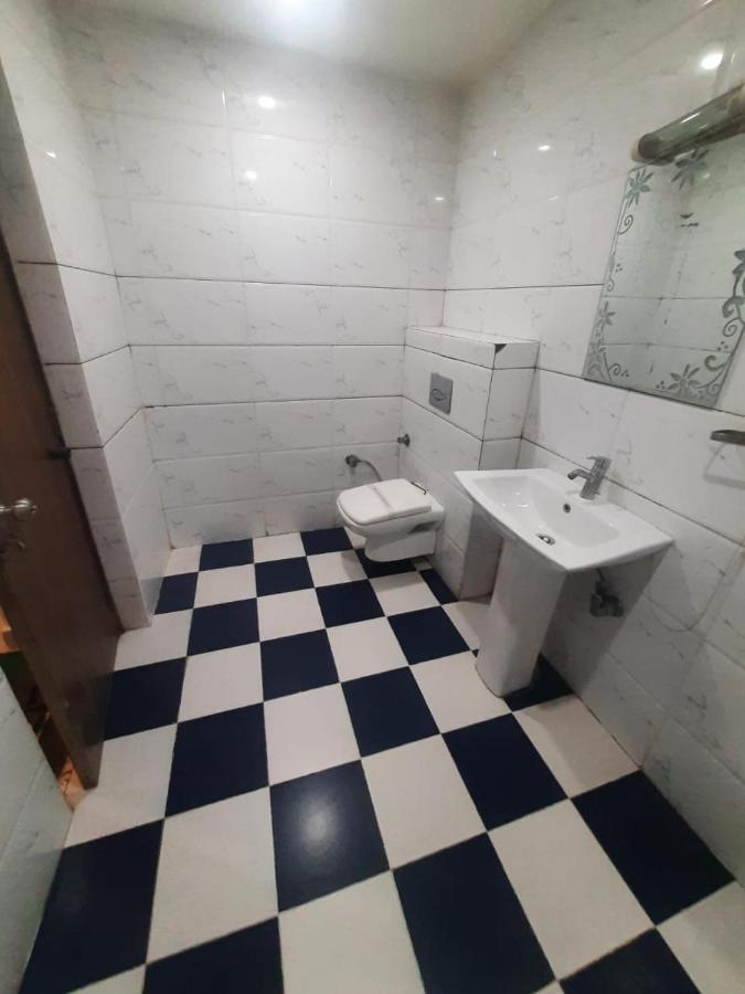 Kartikay Hotel Hisār Exteriér fotografie