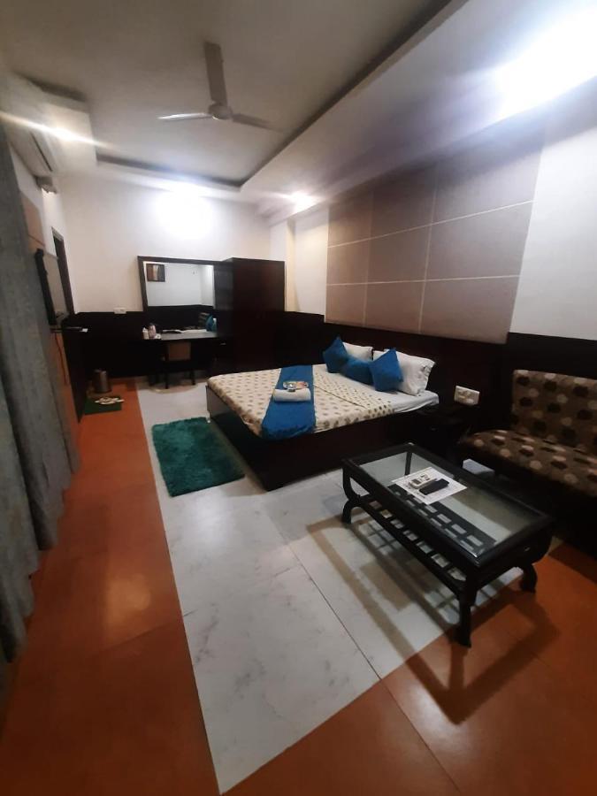 Kartikay Hotel Hisār Exteriér fotografie