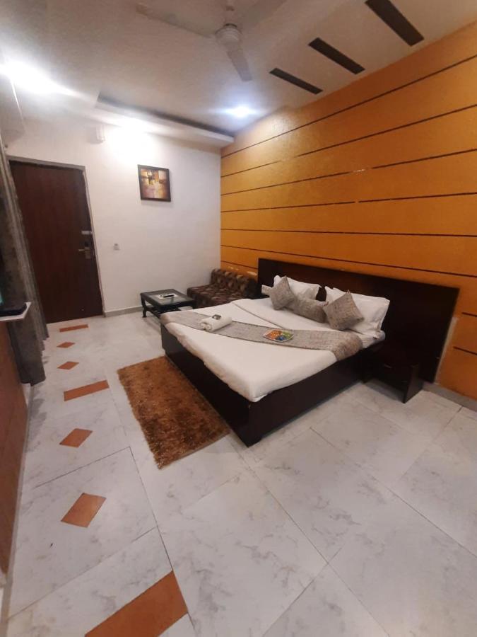 Kartikay Hotel Hisār Exteriér fotografie