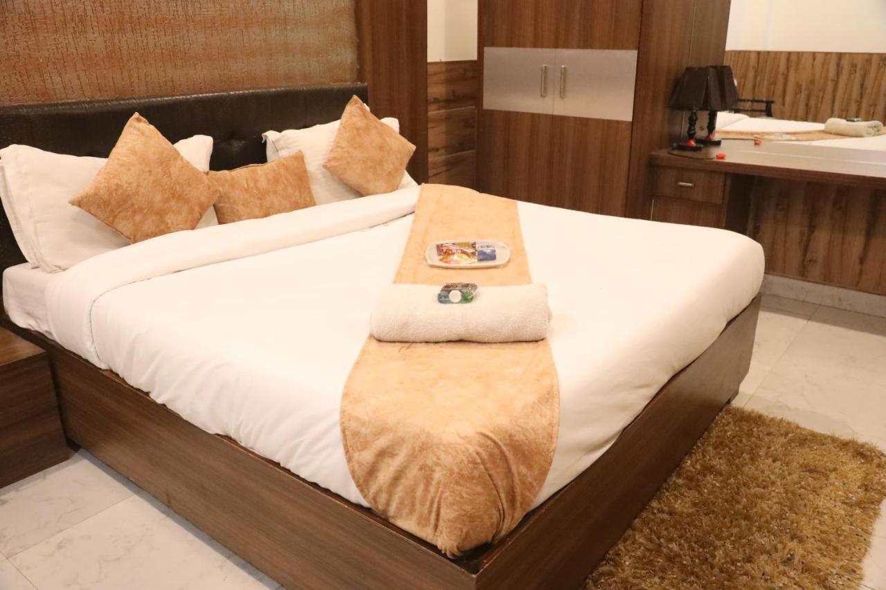 Kartikay Hotel Hisār Exteriér fotografie