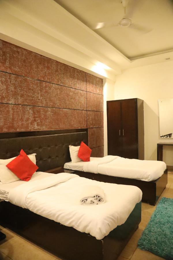 Kartikay Hotel Hisār Exteriér fotografie