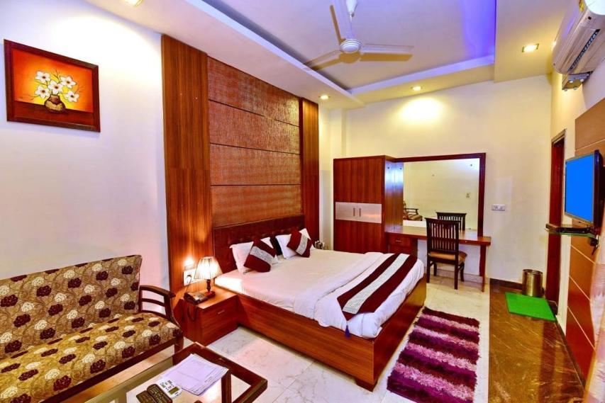 Kartikay Hotel Hisār Pokoj fotografie
